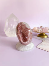 Load image into Gallery viewer, Berry Red with Quartz Rainbow Amethyst Egg
