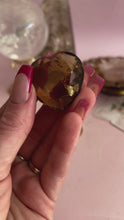 Load and play video in Gallery viewer, Citrine Faceted Heart 015
