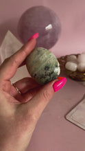 Load and play video in Gallery viewer, Bolivianite Palmstone 001
