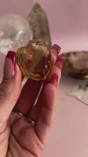 Load and play video in Gallery viewer, Citrine Faceted Heart 014
