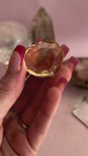 Load and play video in Gallery viewer, Citrine Faceted Heart 005
