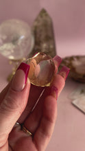 Load and play video in Gallery viewer, Citrine Faceted Heart 003
